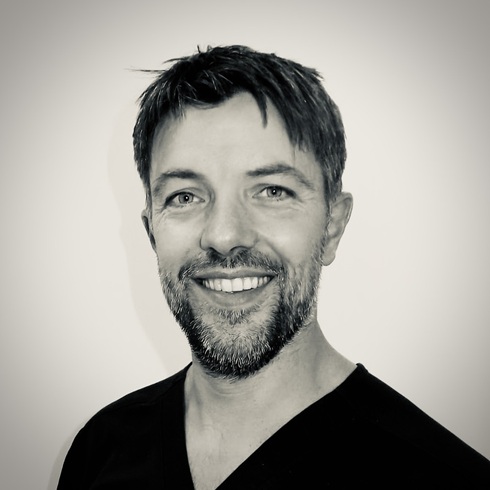 thumb1 dr james garside